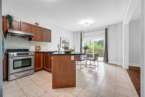 Photo 11 at 45 Old Orchard Crescent, Rouge Woods, Richmond Hill