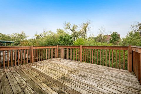 Photo 22 at 45 Old Orchard Crescent, Rouge Woods, Richmond Hill