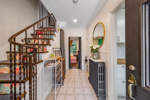 Photo 4 at 761 Kingston Road, The Beaches, Toronto