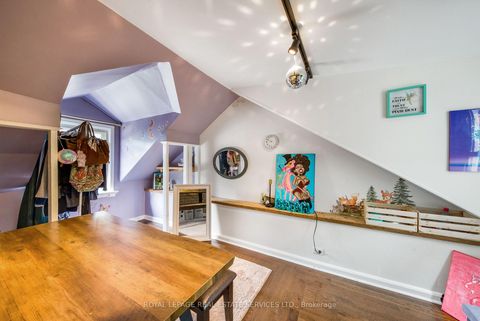Photo 15 at 761 Kingston Road, The Beaches, Toronto