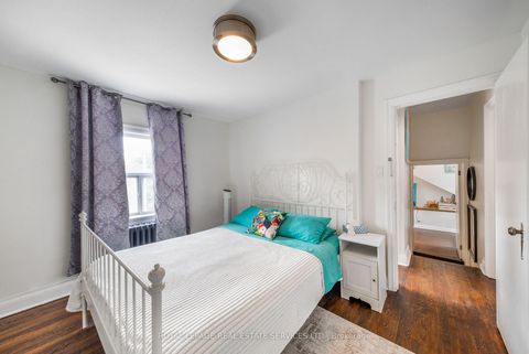 Photo 22 at 761 Kingston Road, The Beaches, Toronto