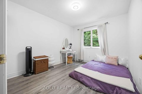 Photo 12 at 82 Piperbrook Crescent, West Hill, Toronto