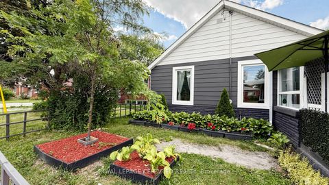 Photo 4 at 922A Danforth Road, Kennedy Park, Toronto