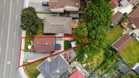 Photo 43 at 922A Danforth Road, Kennedy Park, Toronto