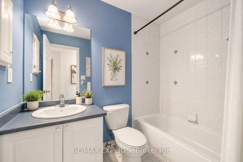 Photo 16 at 62 Colonial Crescent, Oak Ridges Lake Wilcox, Richmond Hill