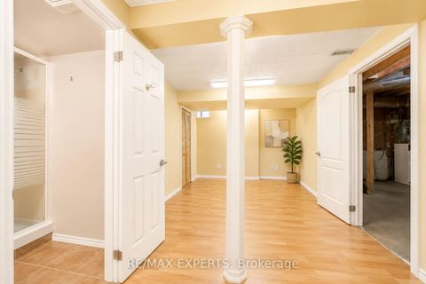 Photo 21 at 62 Colonial Crescent, Oak Ridges Lake Wilcox, Richmond Hill