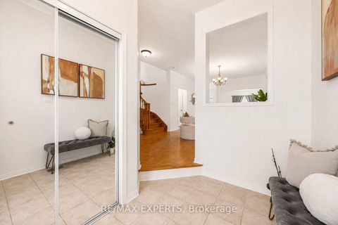 Photo 25 at 62 Colonial Crescent, Oak Ridges Lake Wilcox, Richmond Hill
