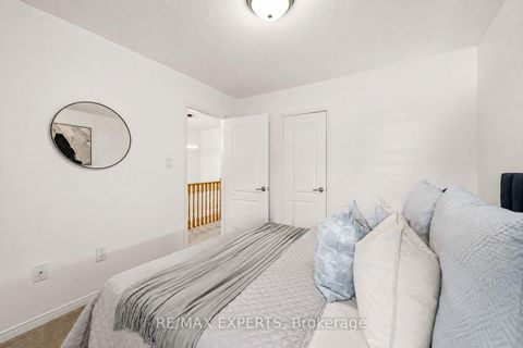 Photo 26 at 62 Colonial Crescent, Oak Ridges Lake Wilcox, Richmond Hill
