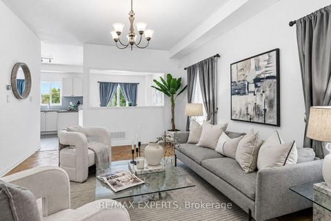 Photo 33 at 62 Colonial Crescent, Oak Ridges Lake Wilcox, Richmond Hill
