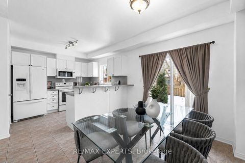 Photo 43 at 62 Colonial Crescent, Oak Ridges Lake Wilcox, Richmond Hill