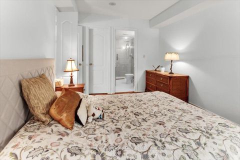 Photo 11 at 317 - 28 William Carson Crescent, Windfields, Toronto