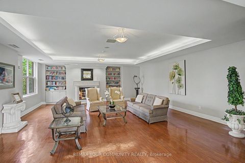 Photo 4 at 312 - 2506 Rutherford Road, Maple, Vaughan