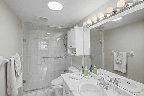 Photo 15 at 312 - 2506 Rutherford Road, Maple, Vaughan