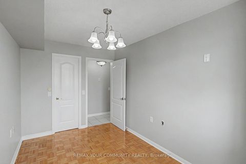 Photo 18 at 312 - 2506 Rutherford Road, Maple, Vaughan