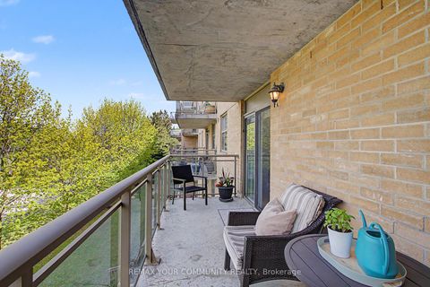Photo 21 at 312 - 2506 Rutherford Road, Maple, Vaughan