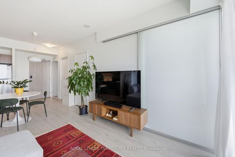 Photo 8 at 2107 - 70 Distillery Lane, Waterfront Communities C8, Toronto