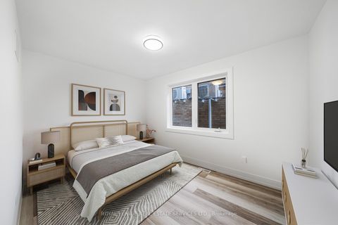 Photo 10 at 50 Arcadian Circle, Long Branch, Toronto