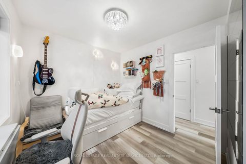 Photo 24 at 50 Arcadian Circle, Long Branch, Toronto