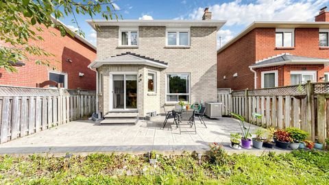 Photo 33 at 46 Venice Crescent, Beverley Glen, Vaughan