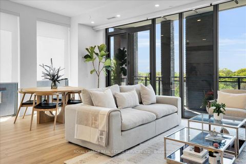Photo 11 at 706 - 1 Hillsdale Avenue W, Eglinton, Toronto