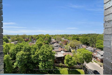 Photo 15 at 706 - 1 Hillsdale Avenue W, Eglinton, Toronto