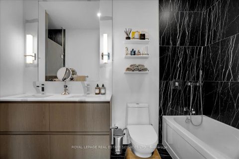 Photo 28 at 706 - 1 Hillsdale Avenue W, Eglinton, Toronto