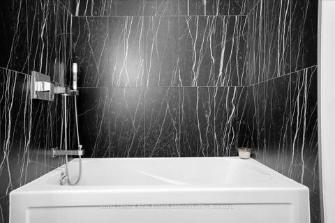Photo 31 at 706 - 1 Hillsdale Avenue W, Eglinton, Toronto