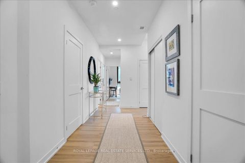 Photo 33 at 706 - 1 Hillsdale Avenue W, Eglinton, Toronto