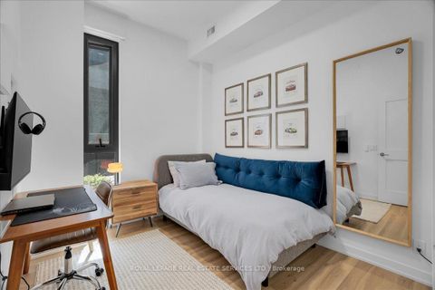 Photo 38 at 706 - 1 Hillsdale Avenue W, Eglinton, Toronto