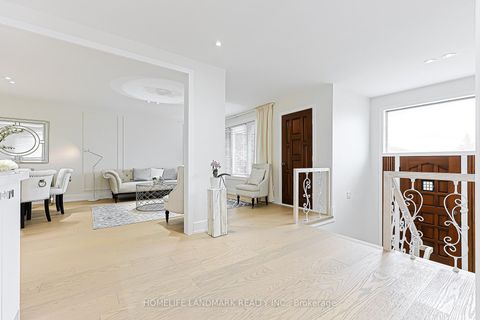 Photo 4 at 74 Navaho Drive, Pleasant View, Toronto