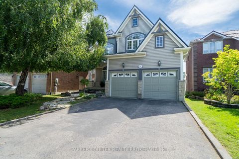 Photo 1 at 23 Sovereign's Gate, Shore, Barrie