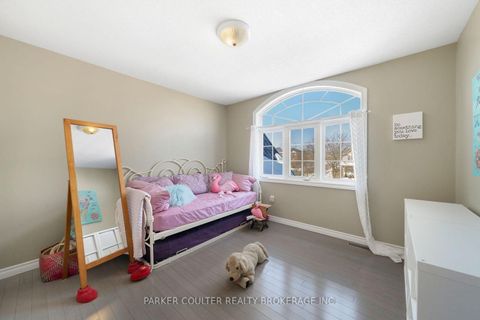 Photo 14 at 23 Sovereign's Gate, Shore, Barrie