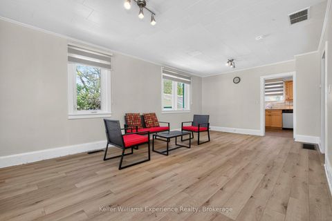 Photo 7 at 239 Oak Street, Stayner, Clearview