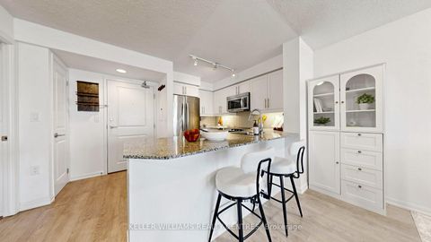 Photo 7 at 1006 - 125 Western Battery Road, Niagara, Toronto