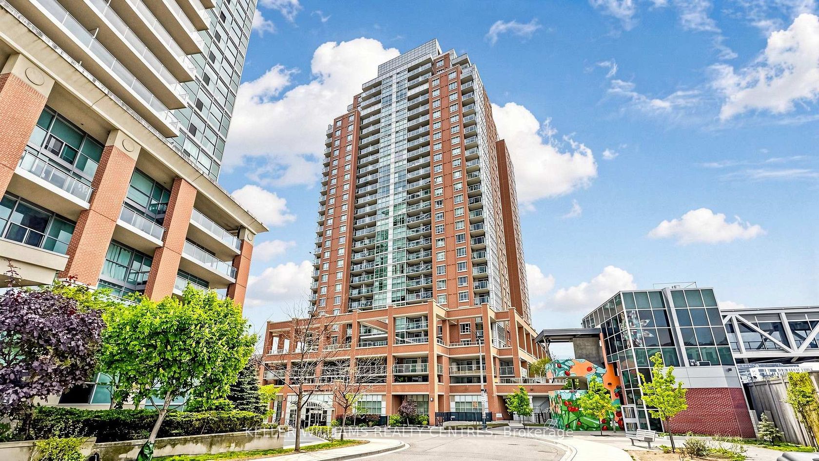 1006 - 125 Western Battery Road, Niagara, Toronto photo number 2