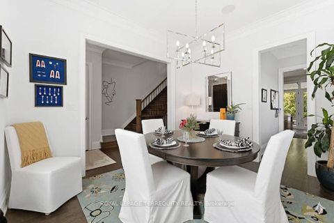 Photo 9 at 130 Edgecroft Road, Queensway, Toronto