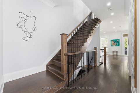 Photo 10 at 130 Edgecroft Road, Queensway, Toronto