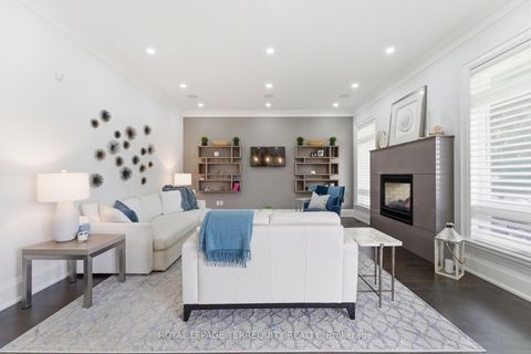 Photo 13 at 130 Edgecroft Road, Queensway, Toronto