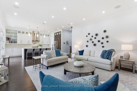Photo 17 at 130 Edgecroft Road, Queensway, Toronto