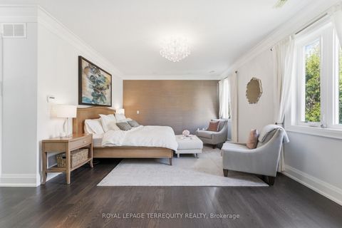Photo 21 at 130 Edgecroft Road, Queensway, Toronto