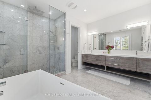 Photo 22 at 130 Edgecroft Road, Queensway, Toronto