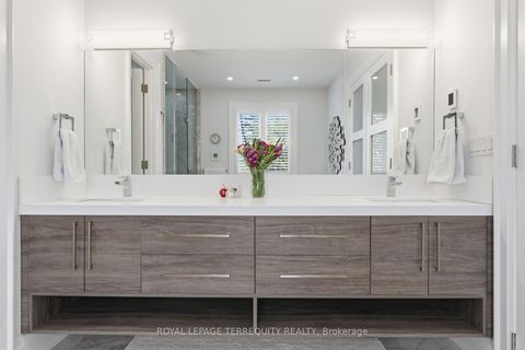 Photo 23 at 130 Edgecroft Road, Queensway, Toronto