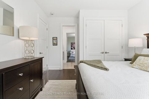 Photo 26 at 130 Edgecroft Road, Queensway, Toronto