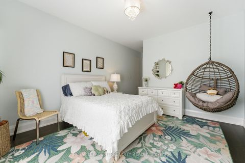Photo 31 at 130 Edgecroft Road, Queensway, Toronto