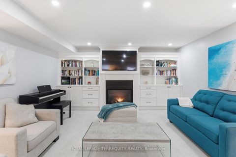 Photo 36 at 130 Edgecroft Road, Queensway, Toronto