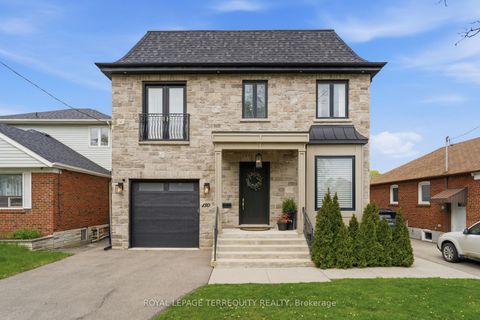 Photo 46 at 130 Edgecroft Road, Queensway, Toronto