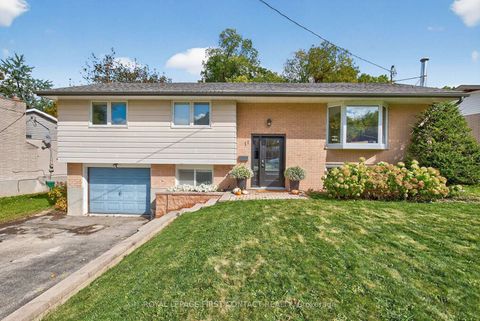 Photo 0 at 11 MacLaren Avenue, Painswick North, Barrie