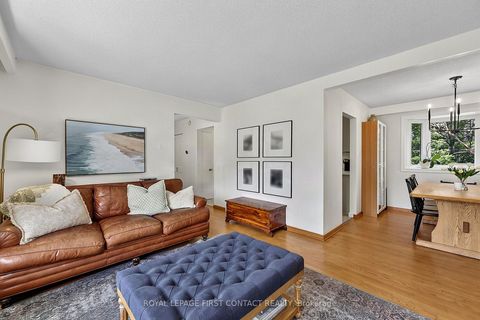 Photo 4 at 11 MacLaren Avenue, Painswick North, Barrie