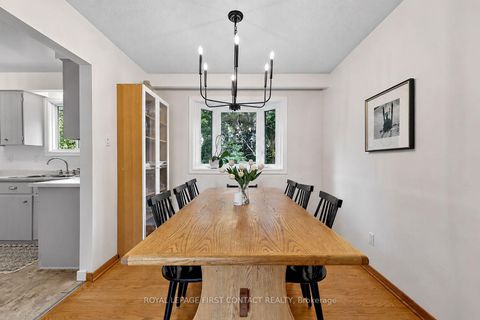 Photo 5 at 11 MacLaren Avenue, Painswick North, Barrie