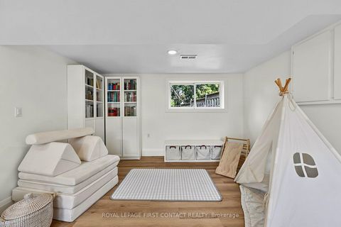 Photo 25 at 11 MacLaren Avenue, Painswick North, Barrie